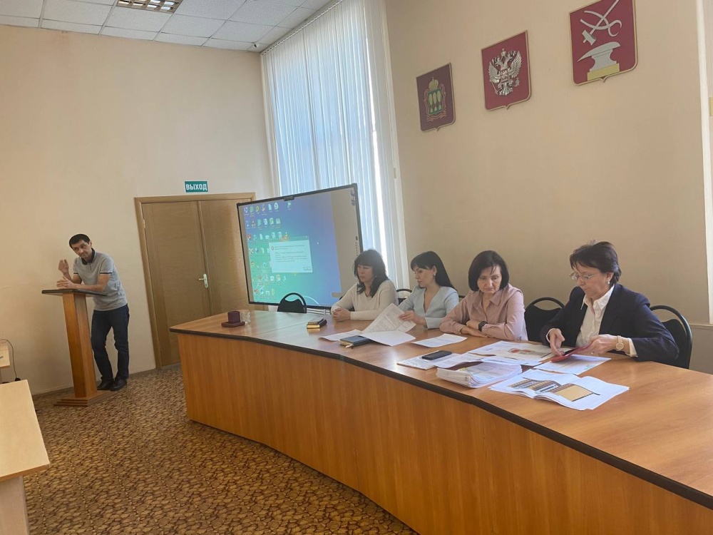 В Кузнецке прошли публичные слушания 