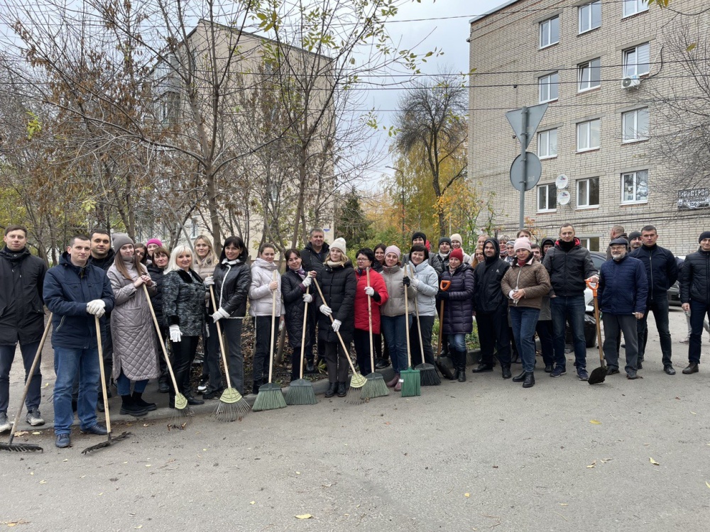Сотрудники Министерства градостроительства и архитектуры Пензенской области приняли участие в субботнике
