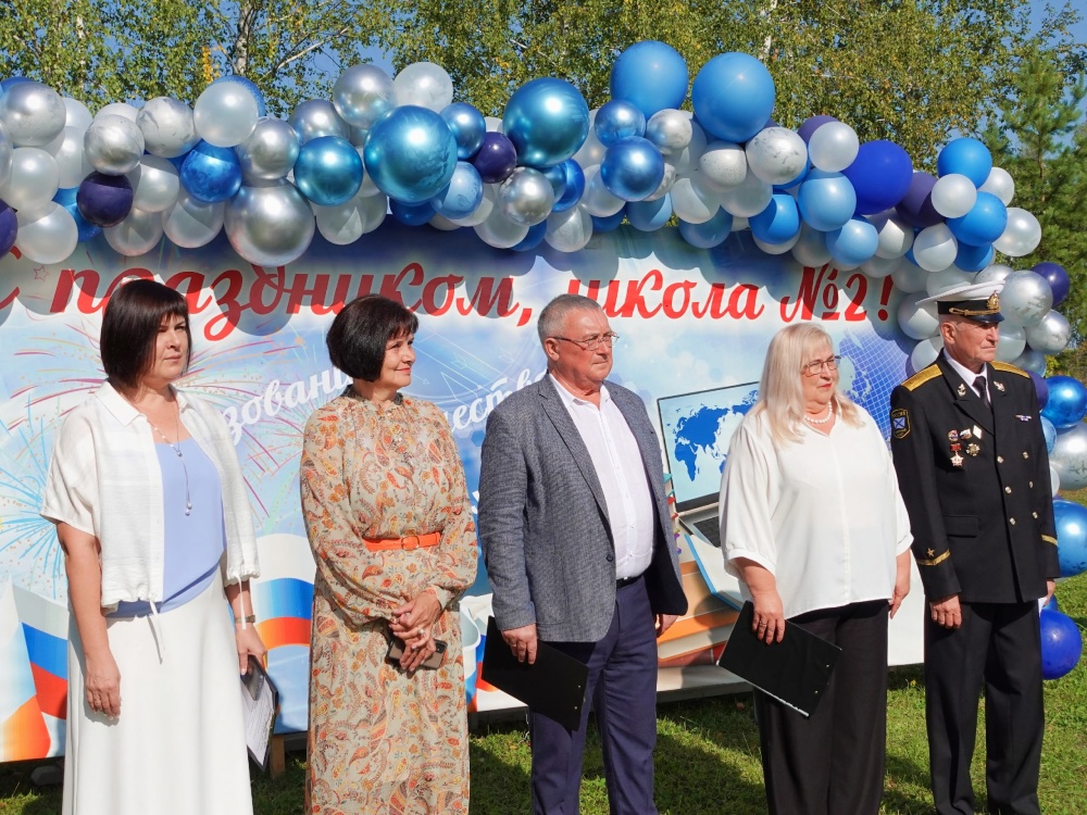 Поздравление с Днем знаний школьников Никольского района