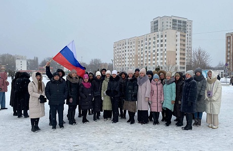 Коллектив Минграда Пензенской области принял участие в митинг-концерте «Слава защитникам Отечества!»